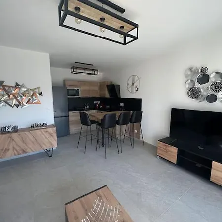 Superbe Neuf Aucalme 公寓 *