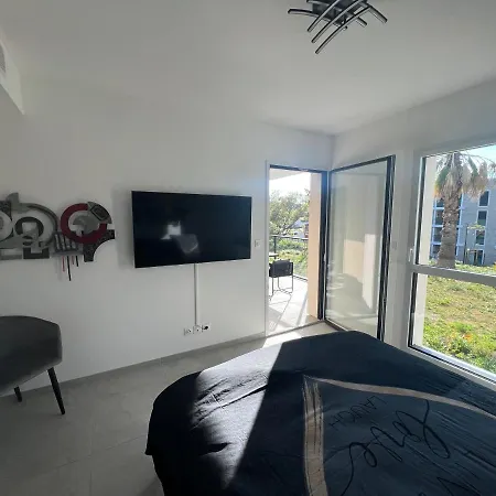 Superbe Neuf Aucalme * 滨海圣芒德里耶